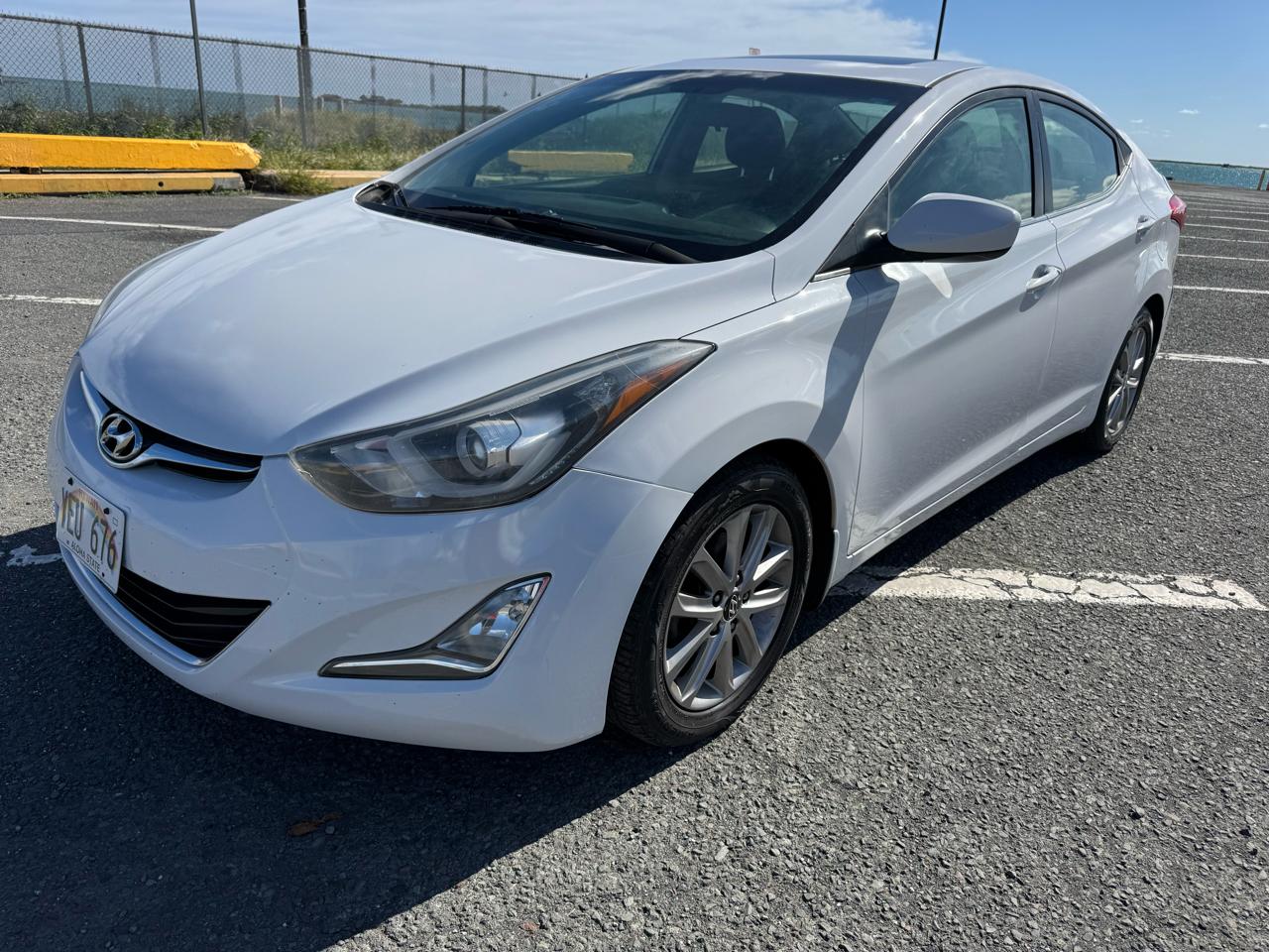 Hyundai Elantra SE 6AT 2015