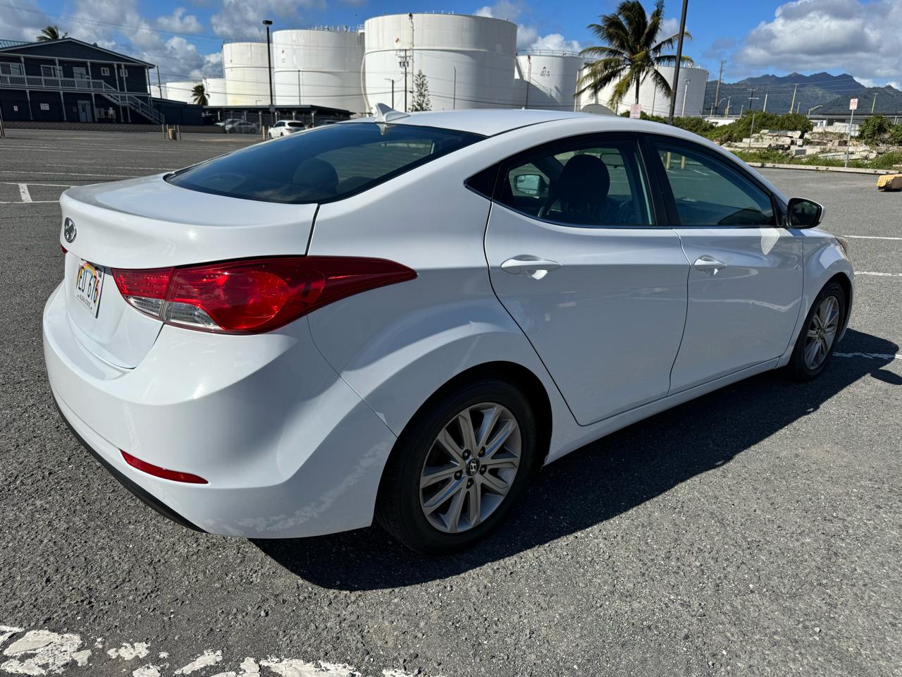Hyundai Elantra SE 6AT 2015