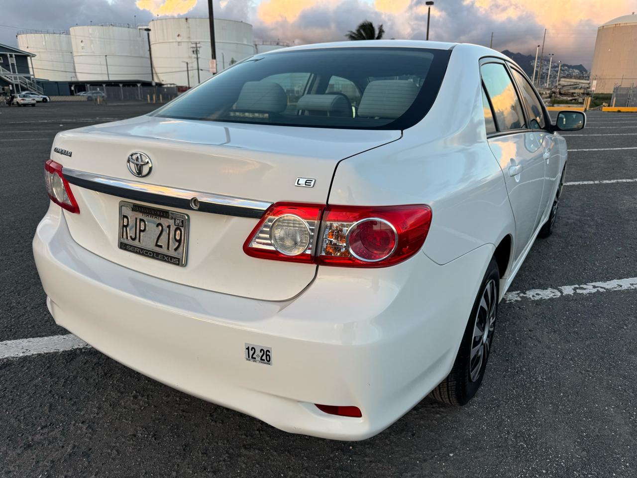 Toyota Corolla 4dr Sdn Auto LE (Natl) 2011