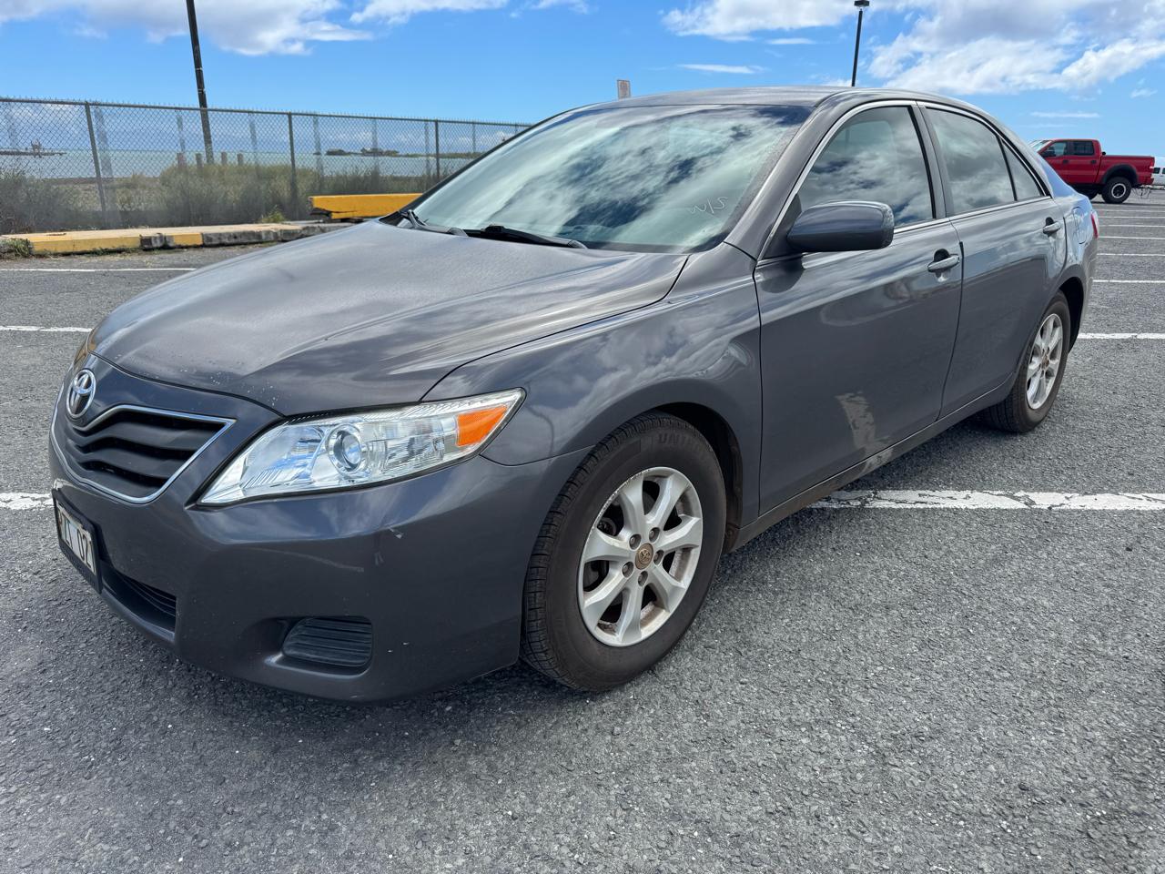 Toyota Camry 4dr Sdn LE Auto 2010