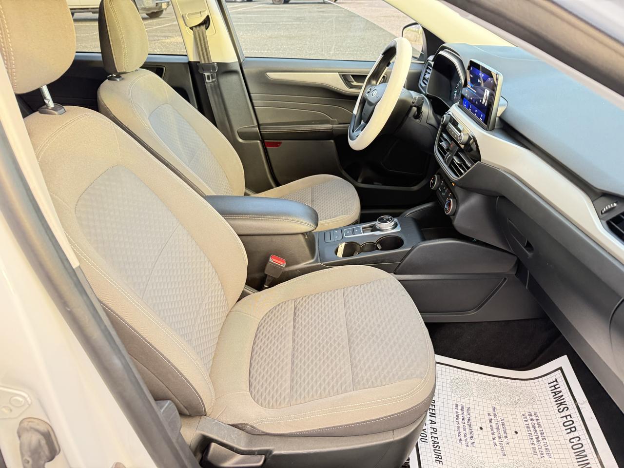 2022 Ford Escape SE - Photo 18