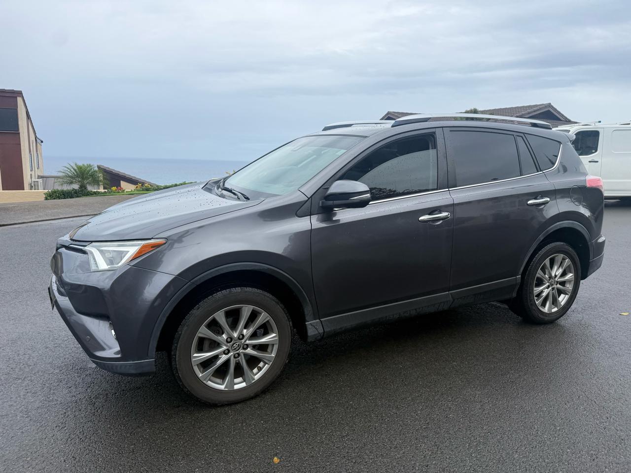 Toyota RAV4 Limited FWD 2016