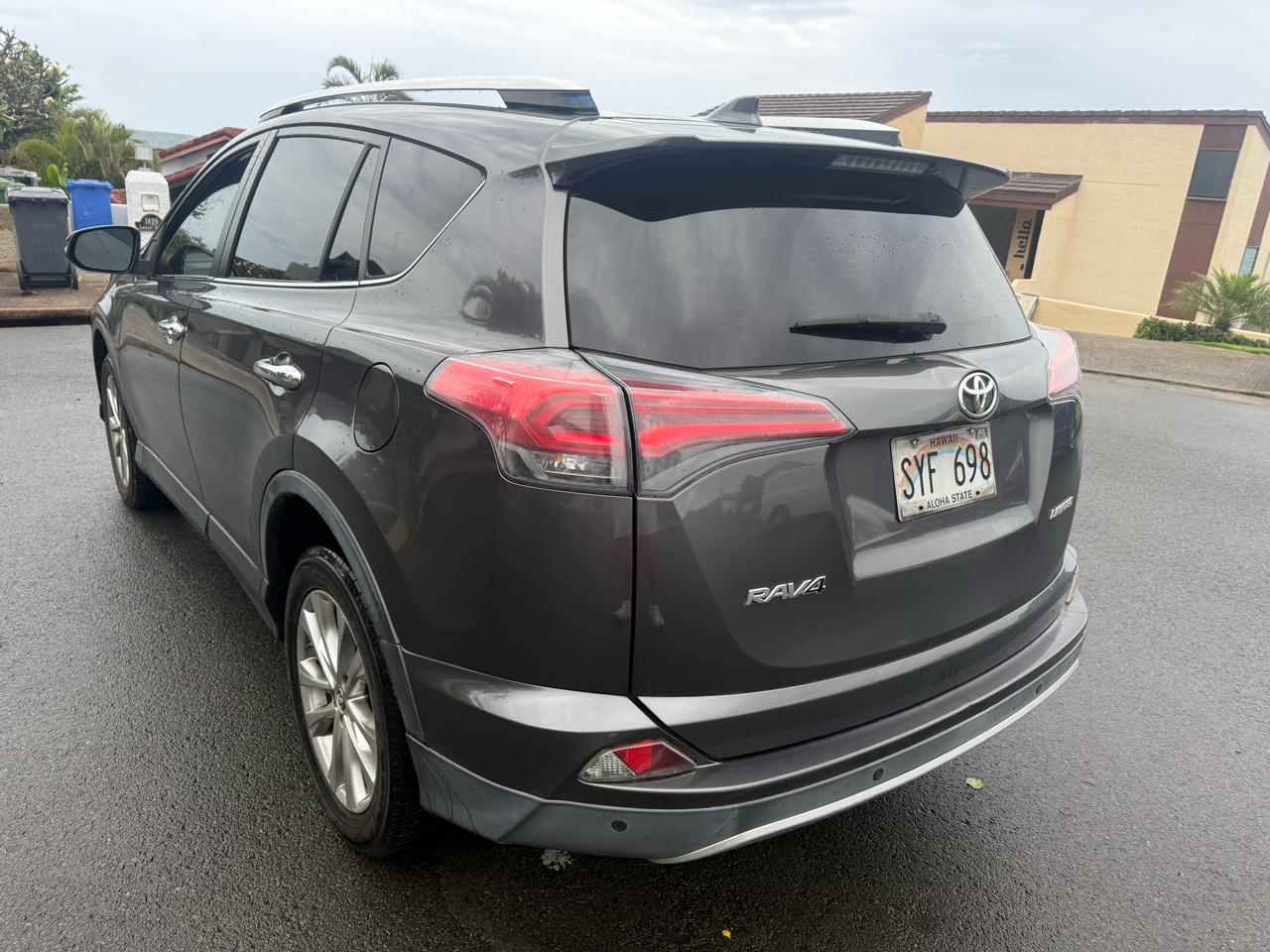 Toyota RAV4 Limited FWD 2016