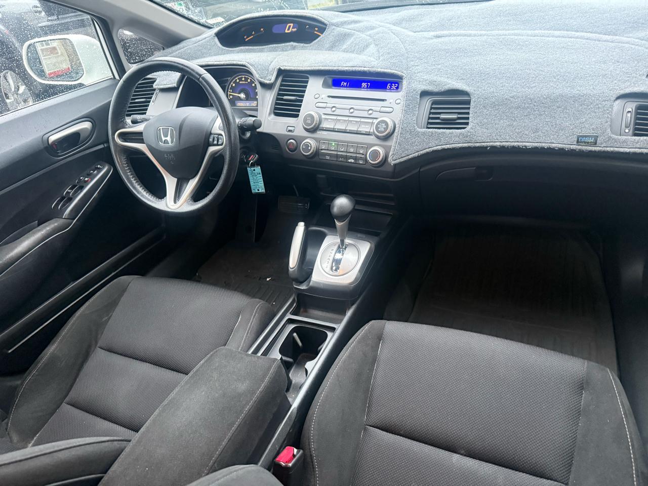 Honda Civic 4dr Sdn LX Auto 2010