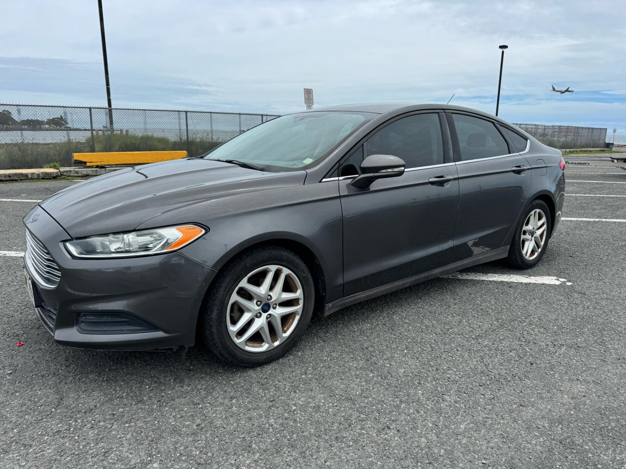 Ford Fusion SE 2016