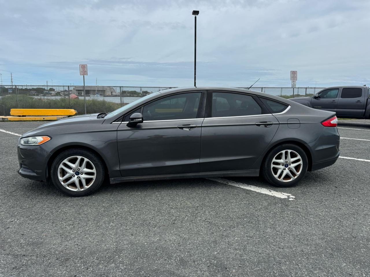 Ford Fusion SE 2016