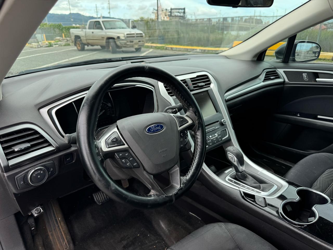 Ford Fusion SE 2016