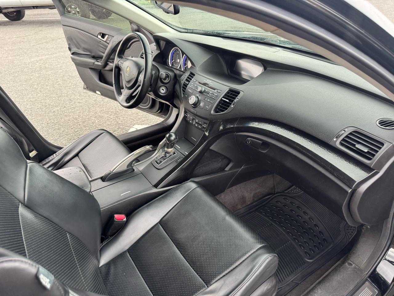 Acura TSX 5-speed AT 2010