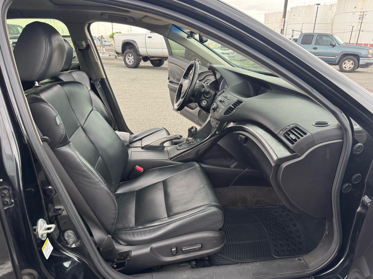 Acura TSX 5-speed AT 2010