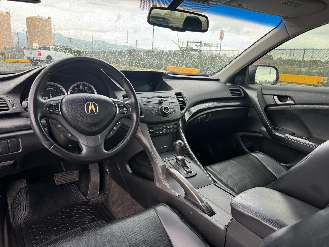 Acura TSX 5-speed AT 2010