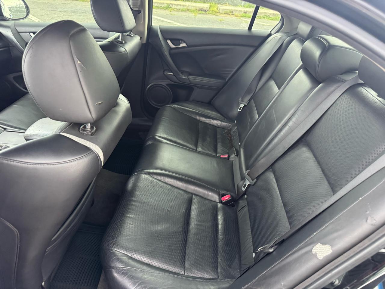 Acura TSX 5-speed AT 2010