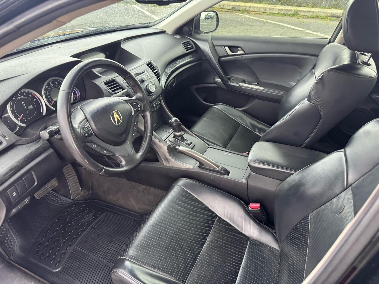 Acura TSX 5-speed AT 2010