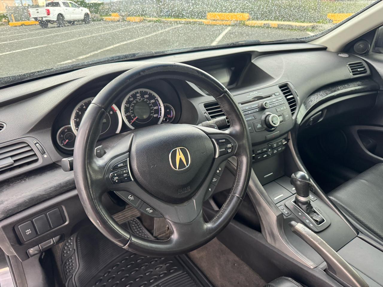 Acura TSX 5-speed AT 2010