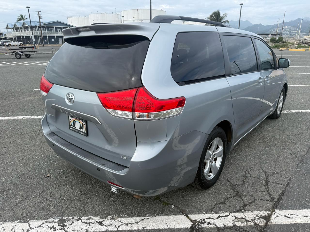 Toyota Sienna LE FWD 8-Passenger V6 2014