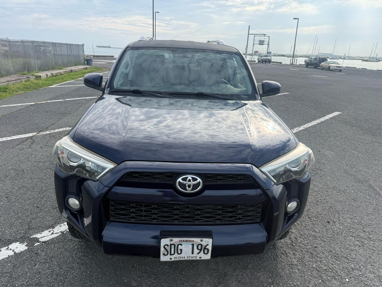 Toyota 4Runner SR5 2WD 2014
