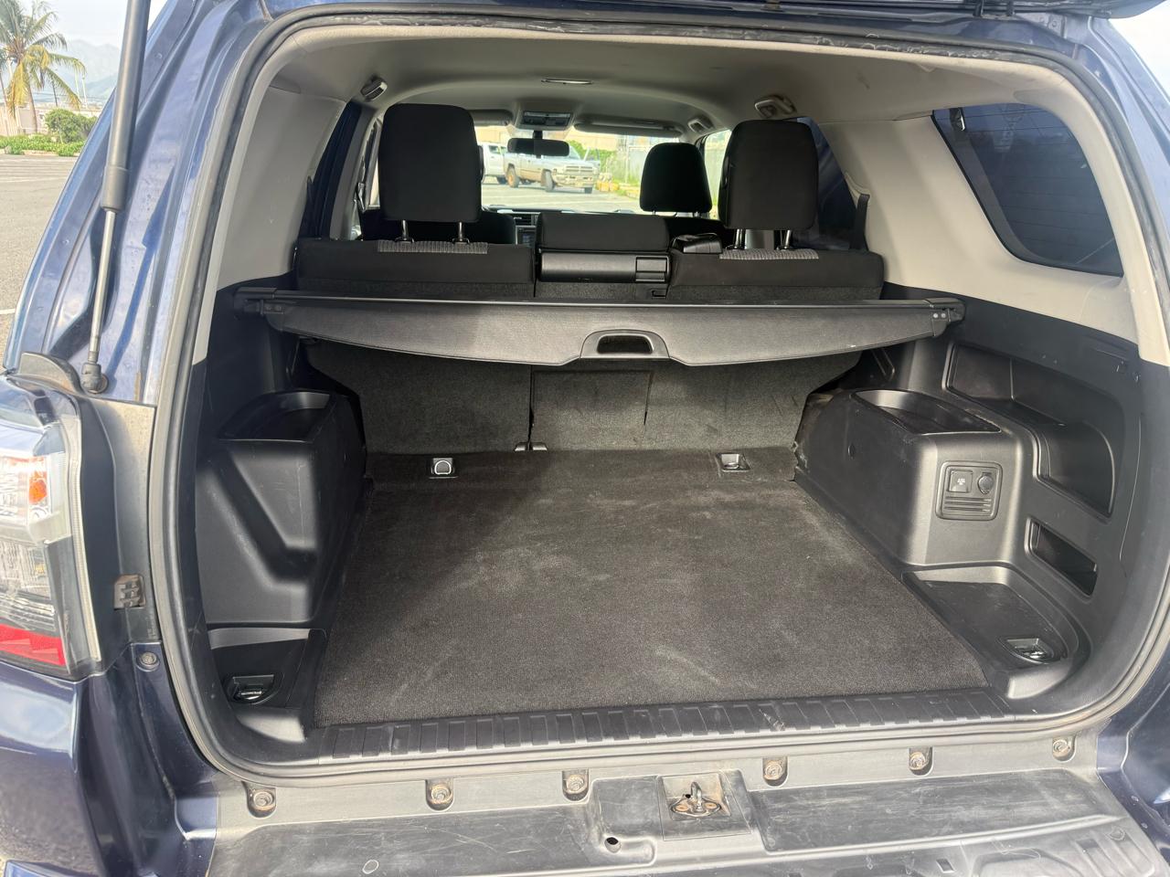 Toyota 4Runner SR5 2WD 2014