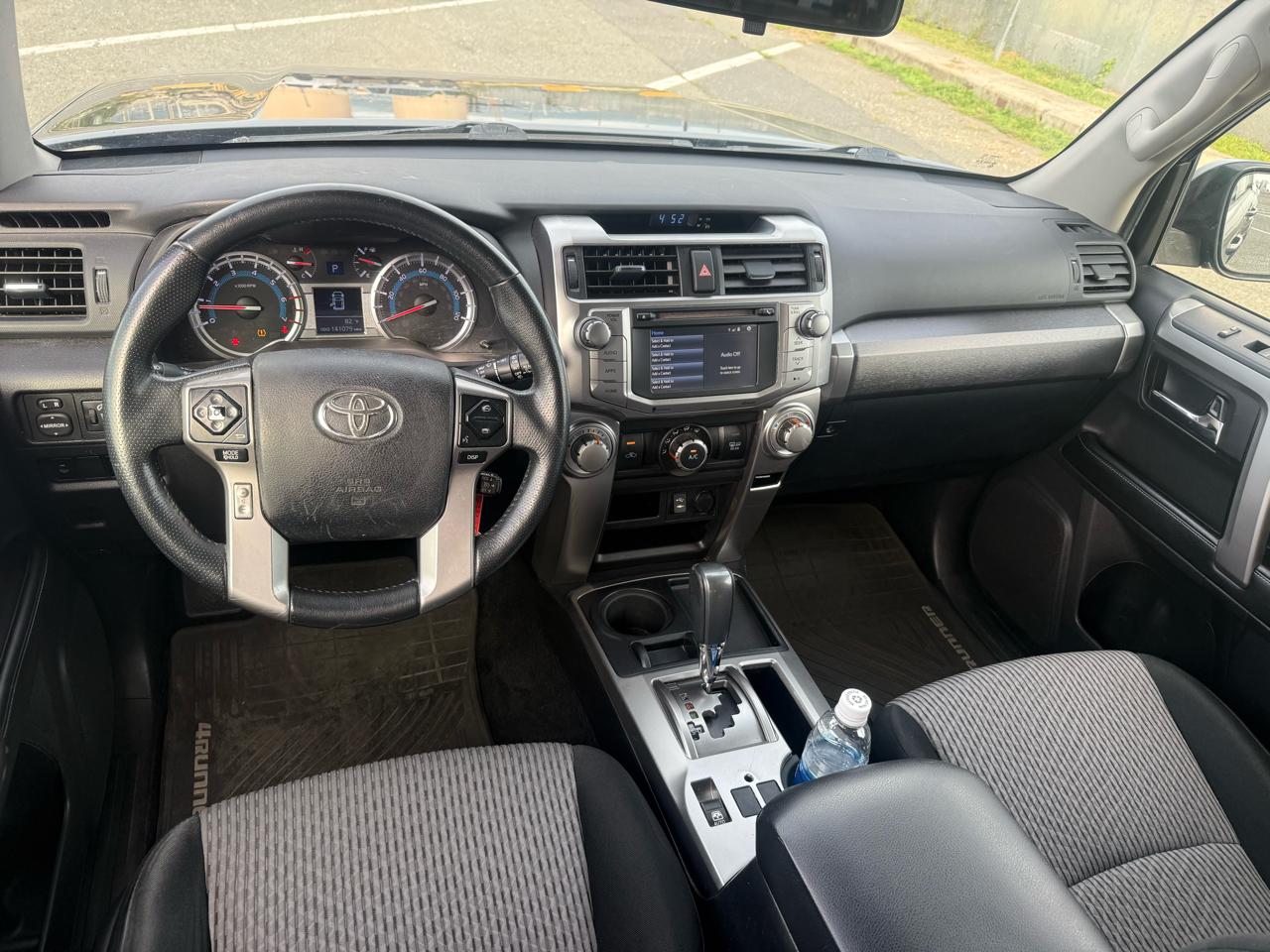 Toyota 4Runner SR5 2WD 2014