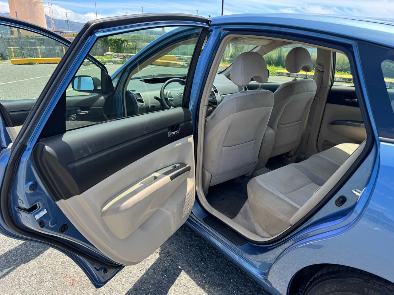 Toyota Prius 4-Door Liftback 2004