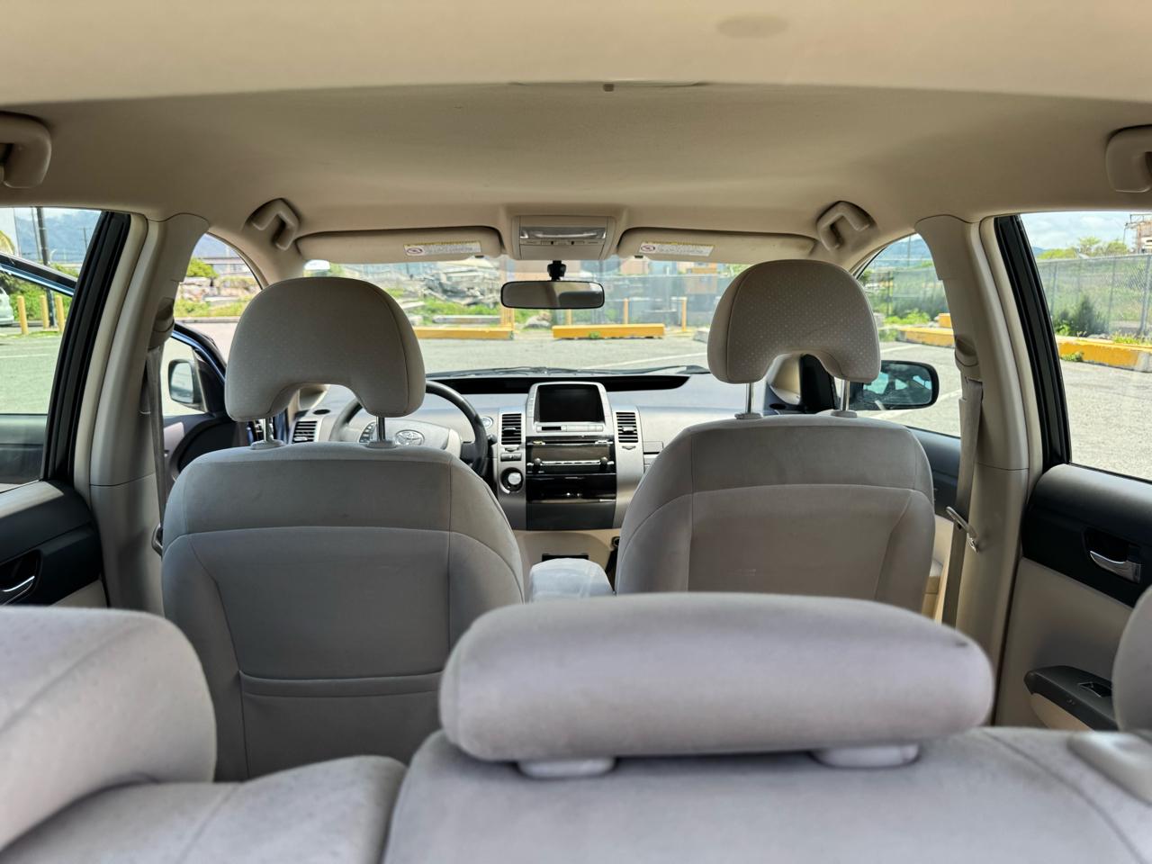 Toyota Prius 4-Door Liftback 2004