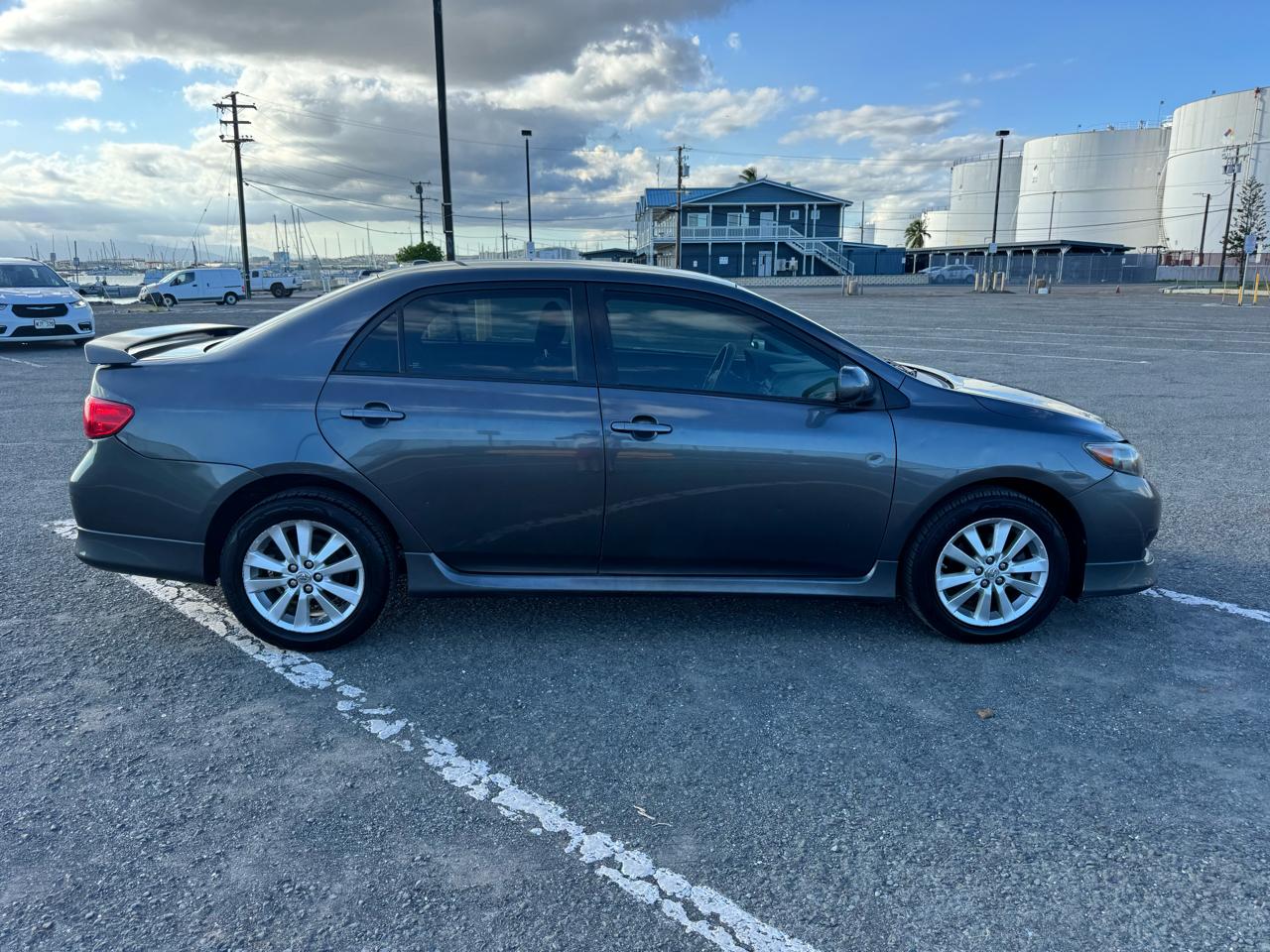 Toyota Corolla 4dr Sdn S Auto (Natl) 2010
