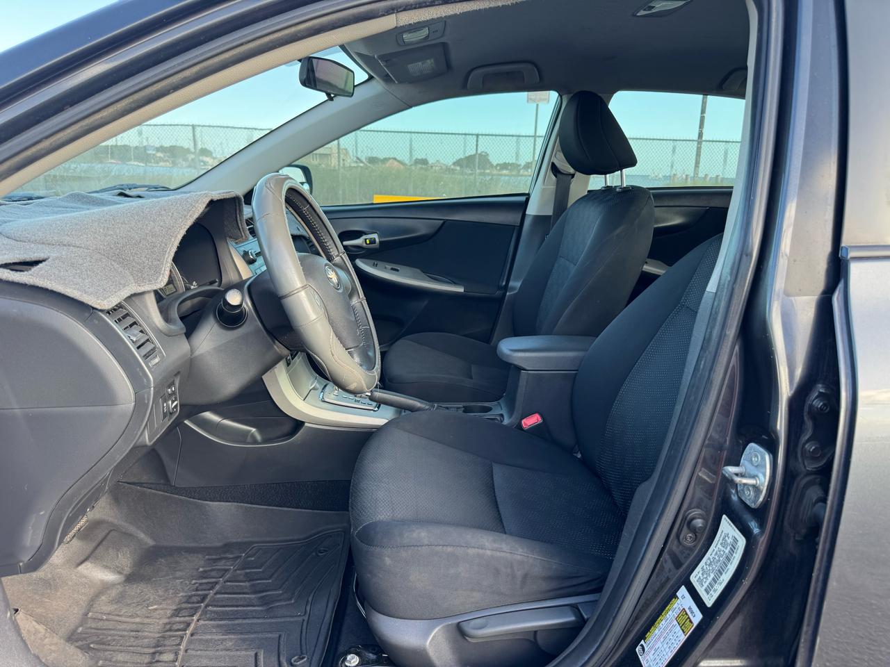 Toyota Corolla 4dr Sdn S Auto (Natl) 2010