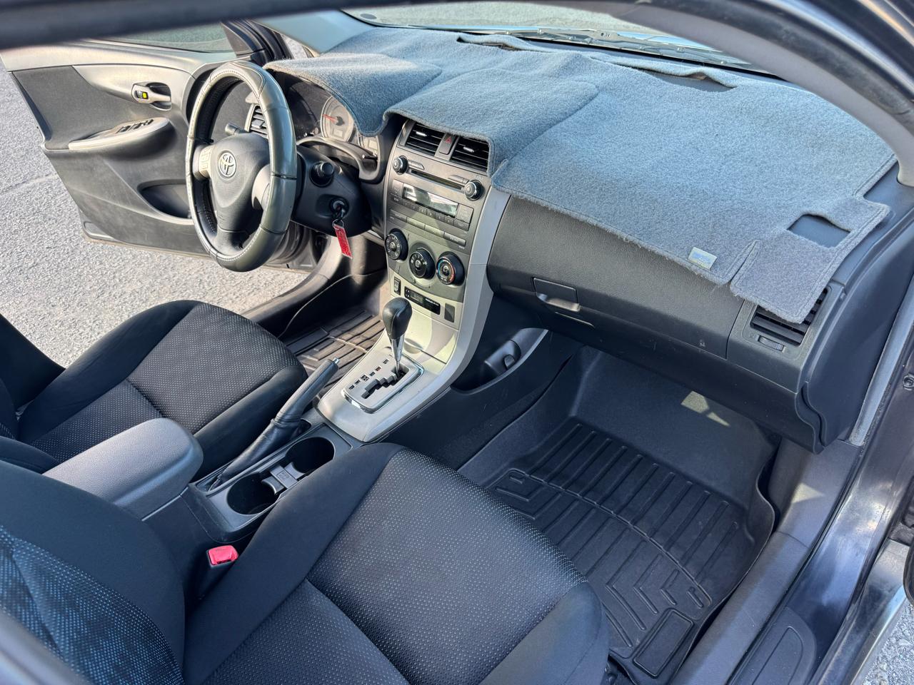 Toyota Corolla 4dr Sdn S Auto (Natl) 2010