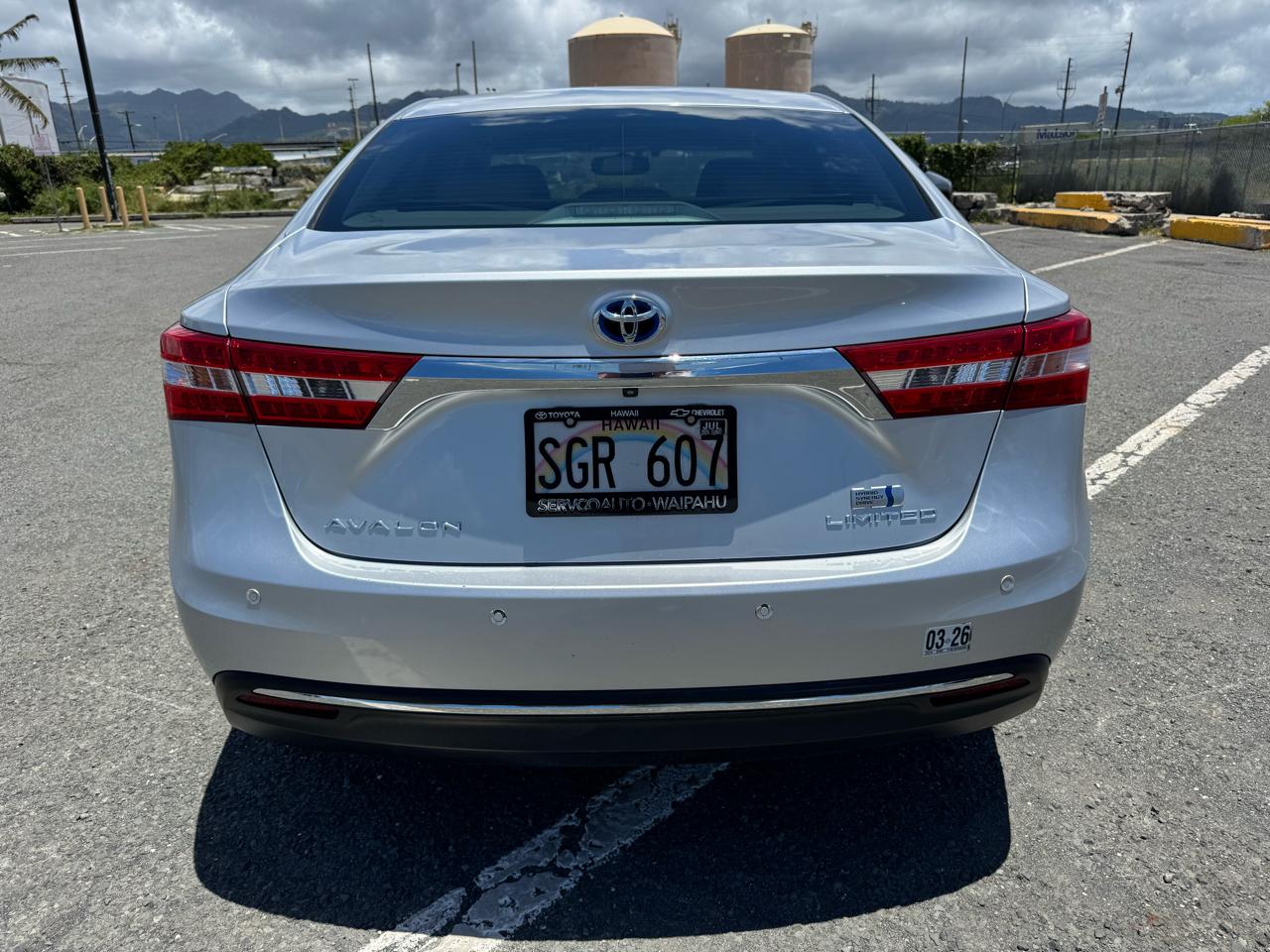 Toyota Avalon Hybrid XLE Premium 2014