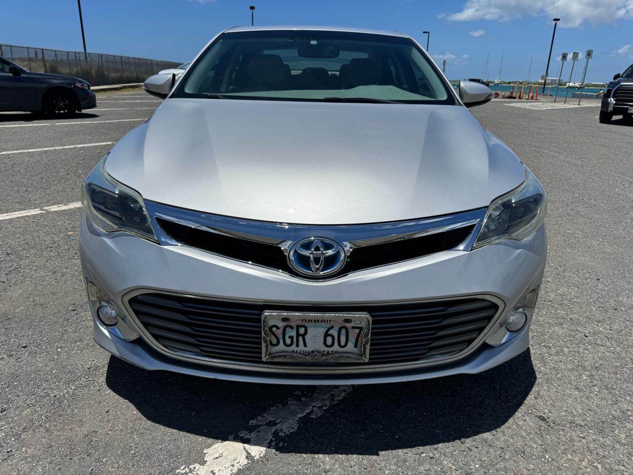 Toyota Avalon Hybrid XLE Premium 2014