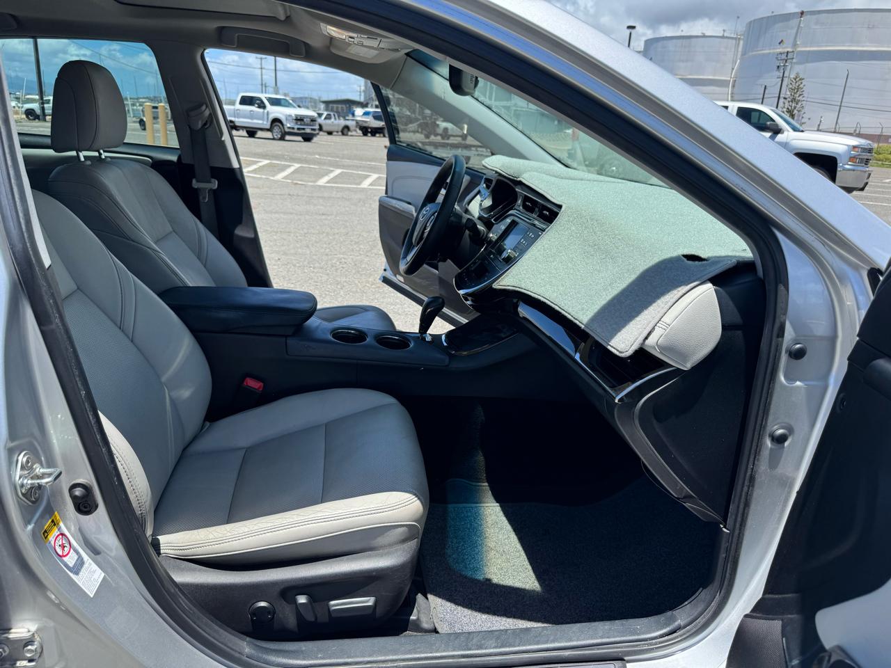 Toyota Avalon Hybrid XLE Premium 2014