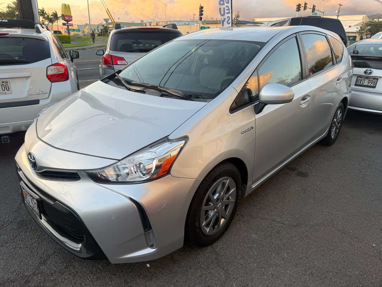 Toyota Prius V Three 2016