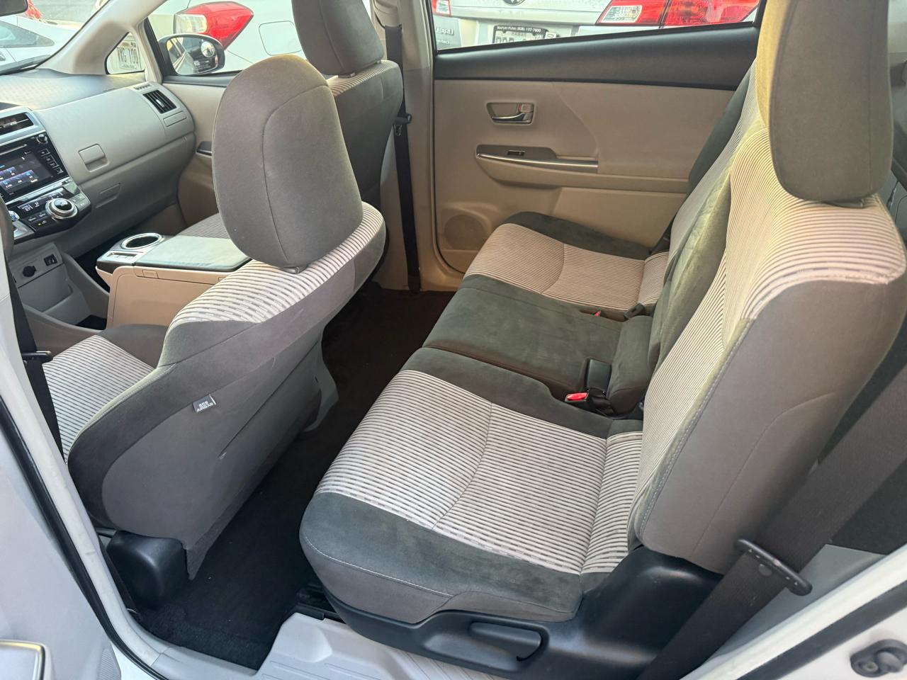 Toyota Prius V Three 2016