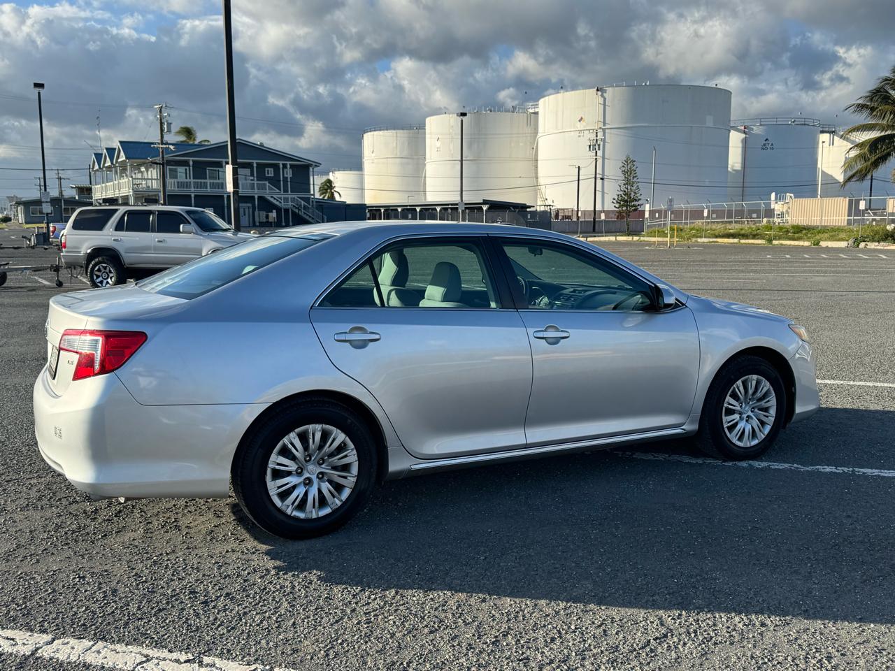 Toyota Camry LE 4D Sedan 2014