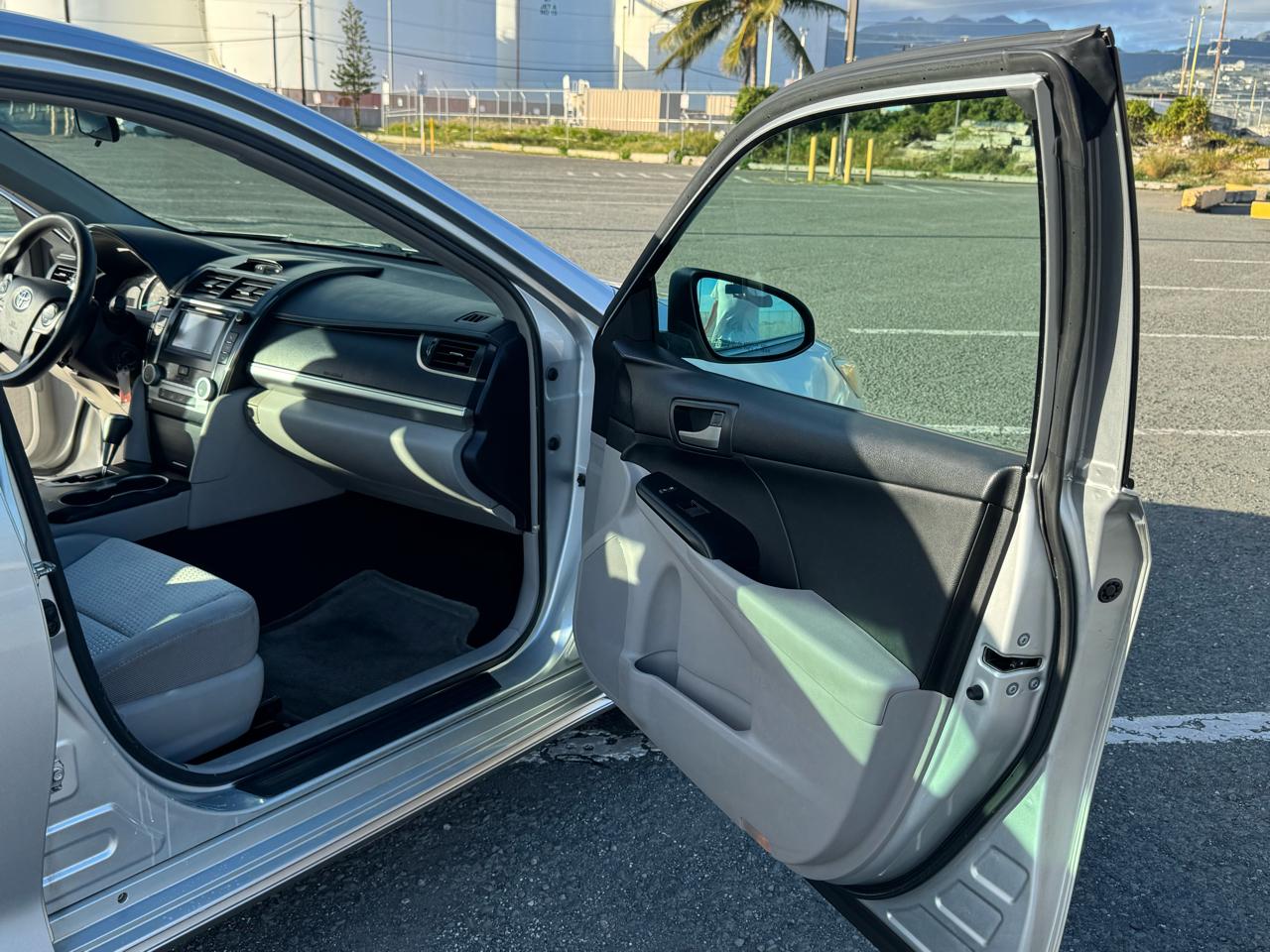 Toyota Camry LE 4D Sedan 2014