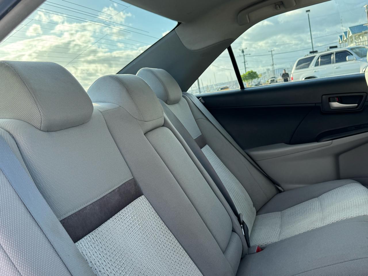 Toyota Camry LE 4D Sedan 2014