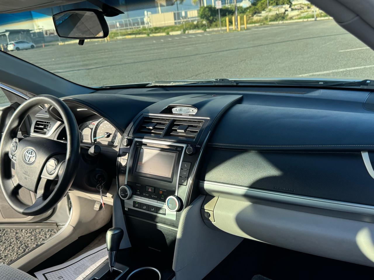 Toyota Camry LE 4D Sedan 2014