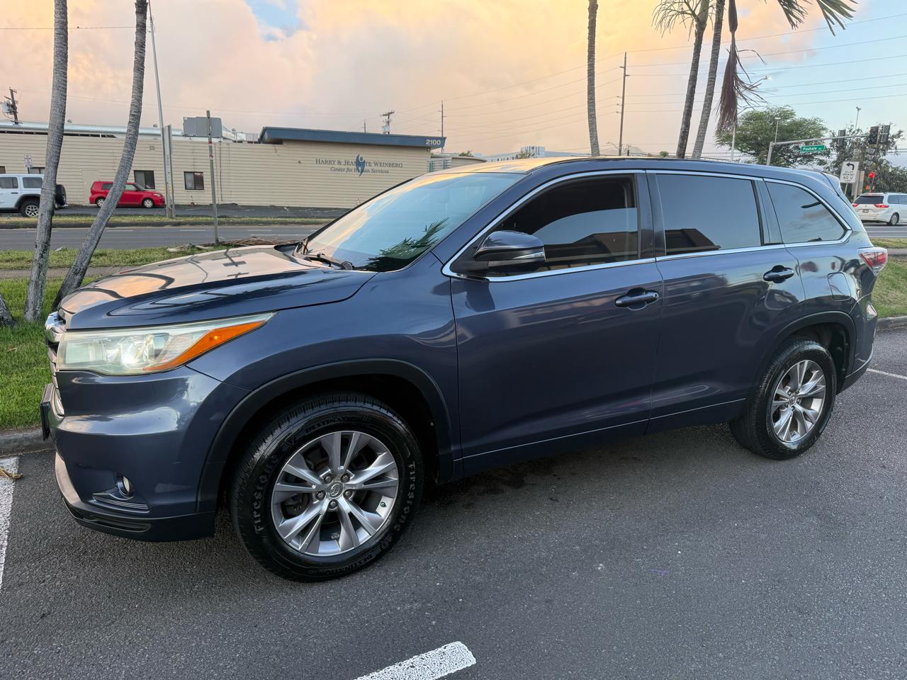 2015 Toyota Highlander's photo