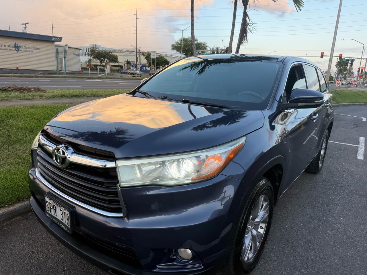 Toyota Highlander LE FWD V6 2015