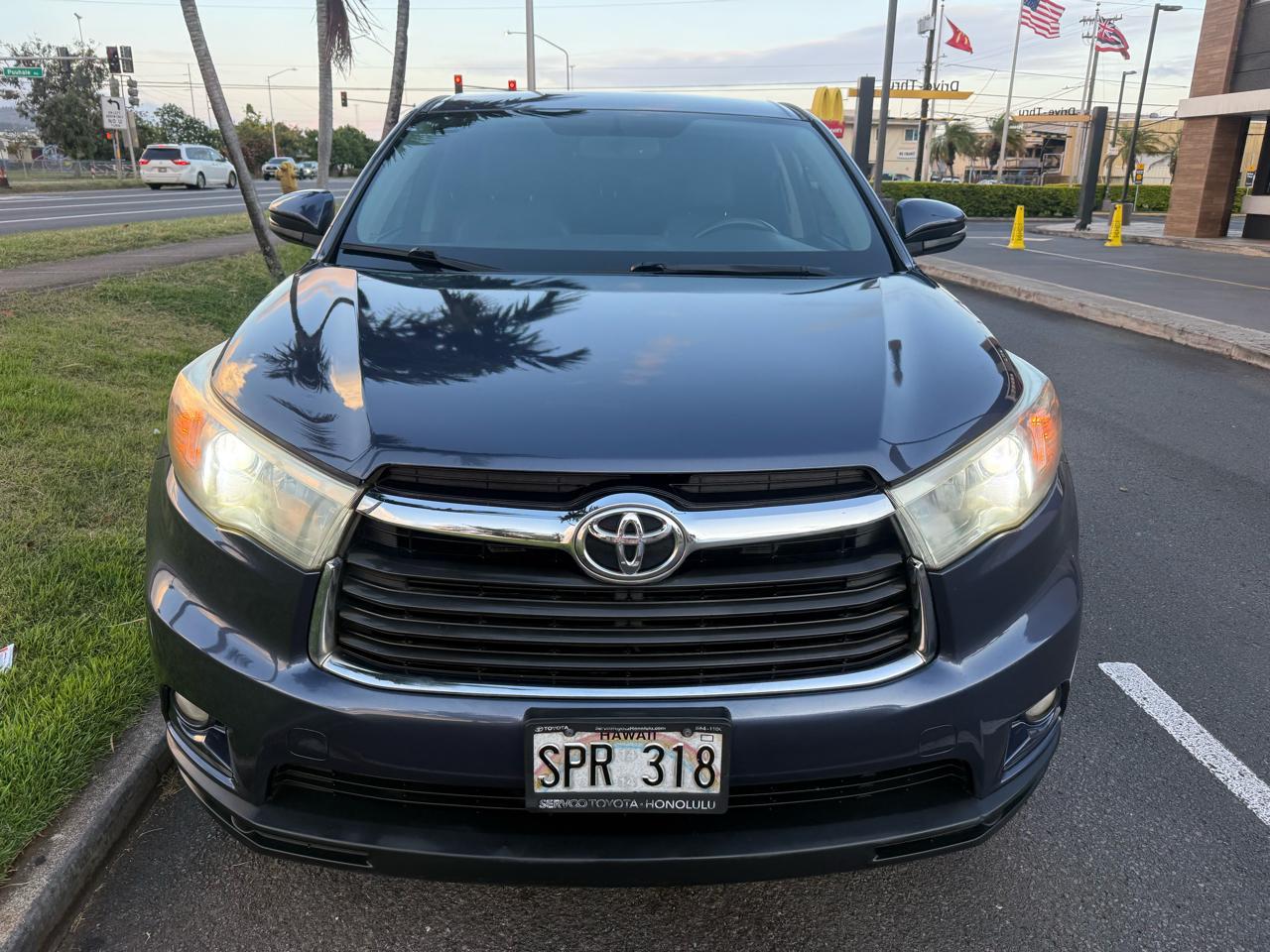 Toyota Highlander LE FWD V6 2015