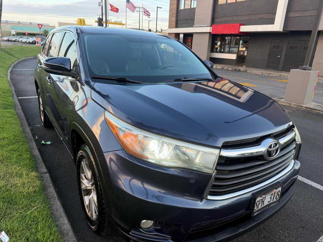 Toyota Highlander LE FWD V6 2015