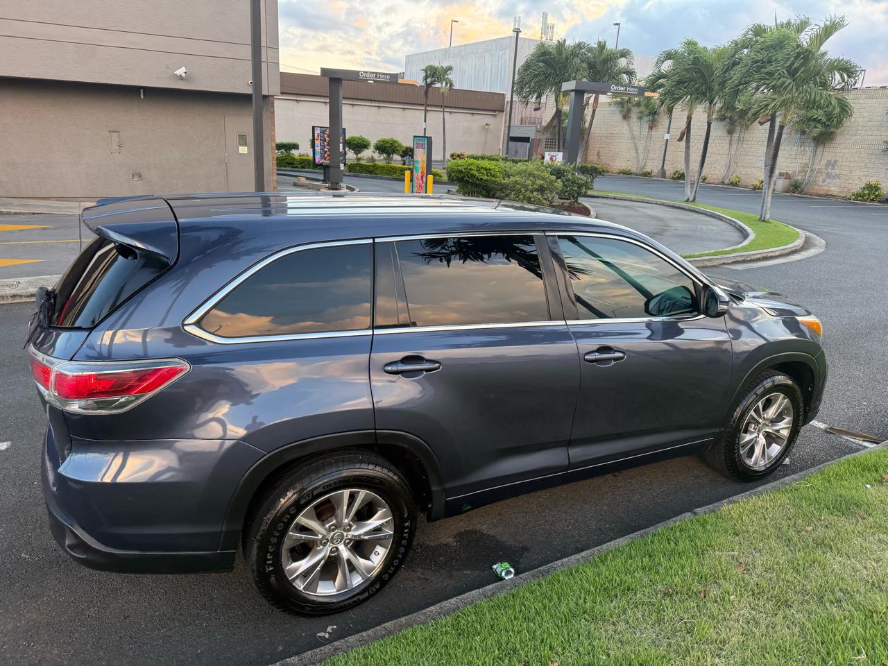 Toyota Highlander LE FWD V6 2015