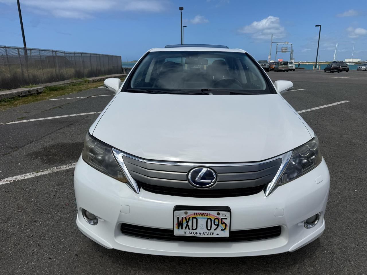 Lexus HS 250h Sedan 2010
