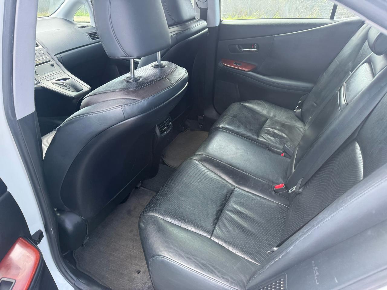 Lexus HS 250h Sedan 2010