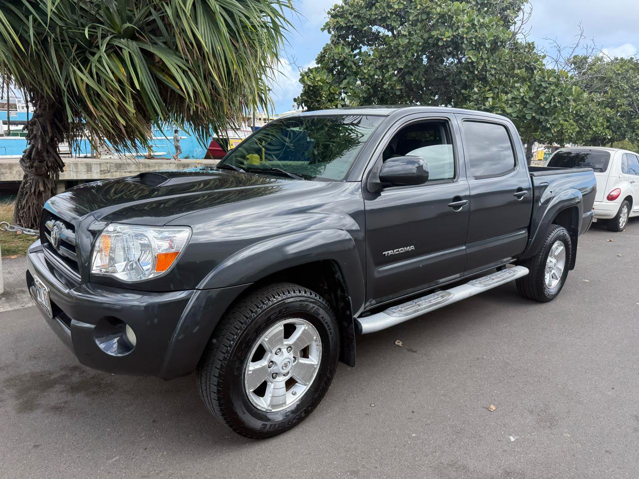 Toyota Tacoma PreRunner Double Cab V6 Auto 2WD 2009