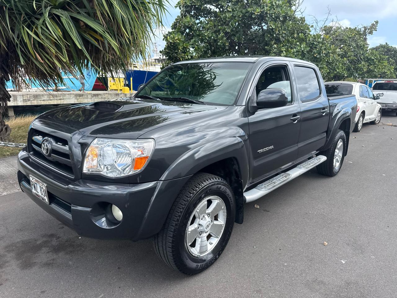 Toyota Tacoma PreRunner Double Cab V6 Auto 2WD 2009