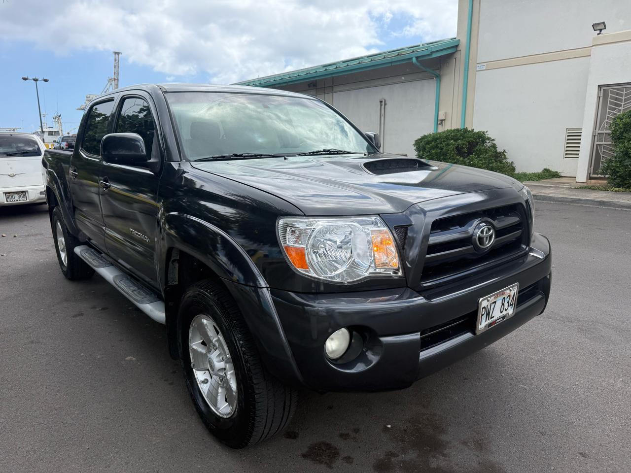 Toyota Tacoma PreRunner Double Cab V6 Auto 2WD 2009