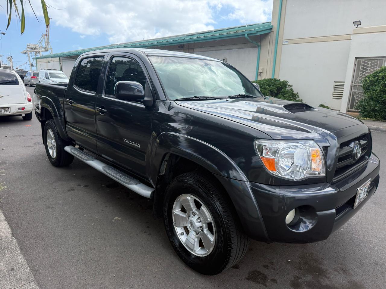 Toyota Tacoma PreRunner Double Cab V6 Auto 2WD 2009