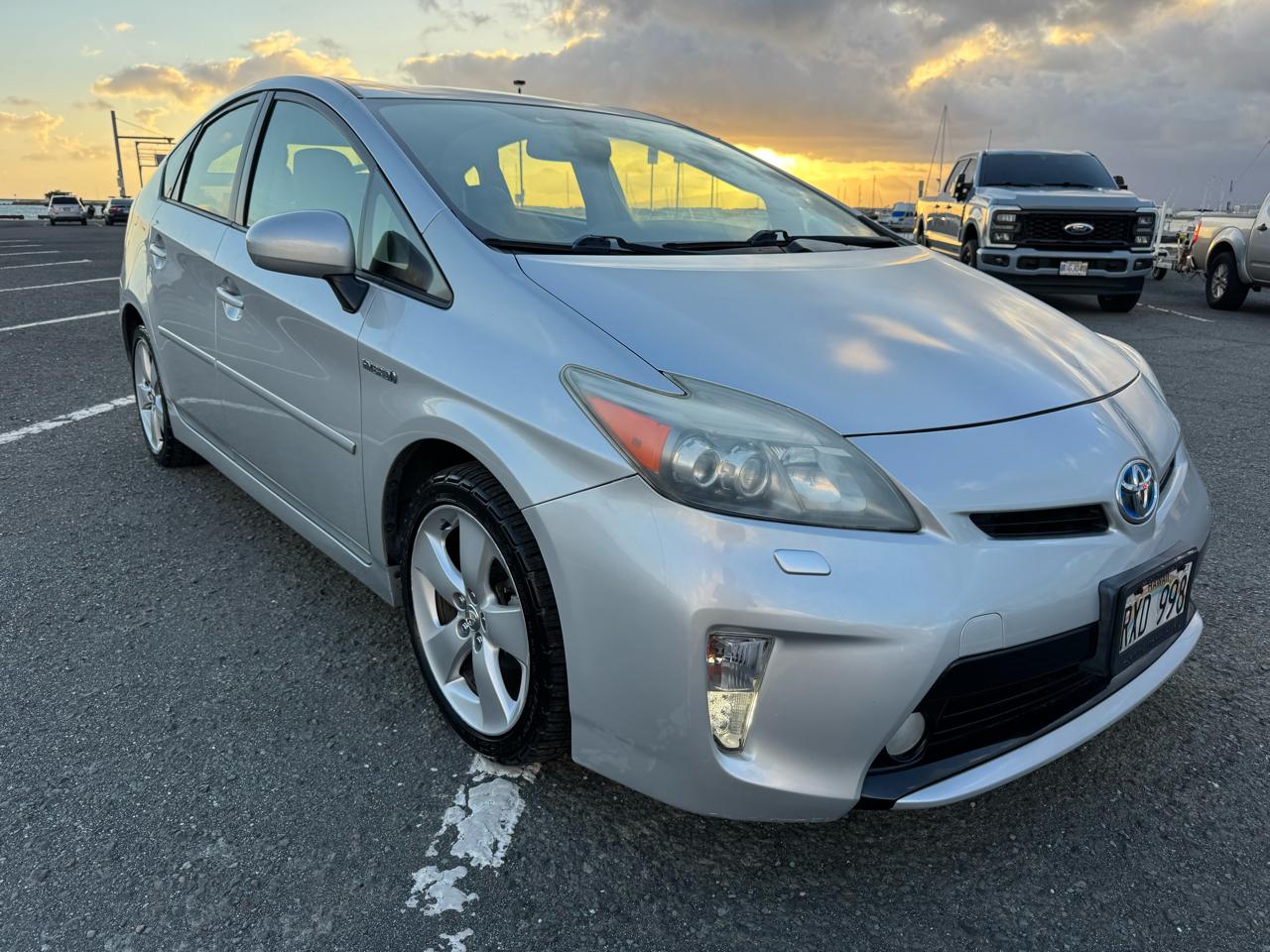 Toyota Prius Prius V 2012
