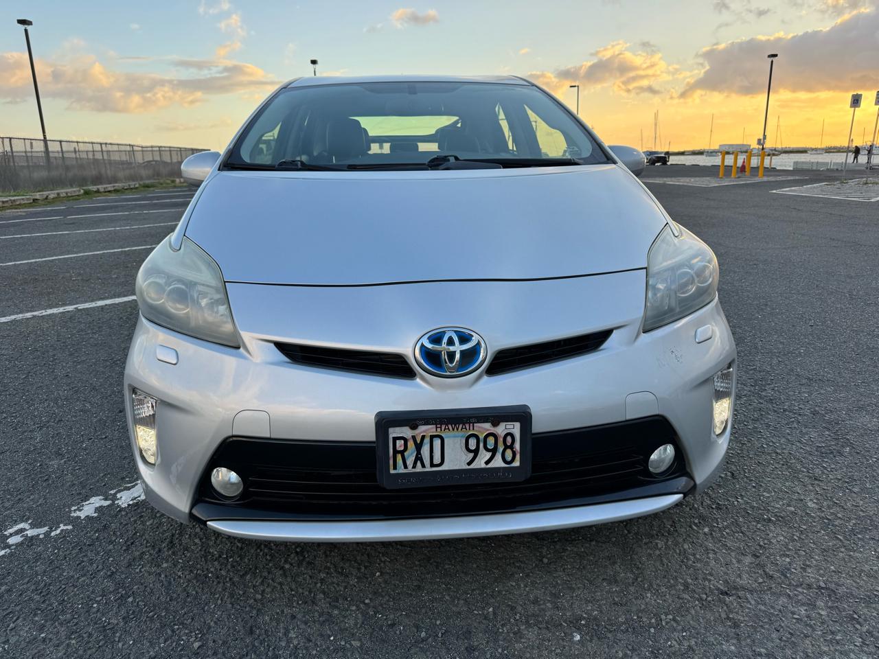 Toyota Prius Prius V 2012