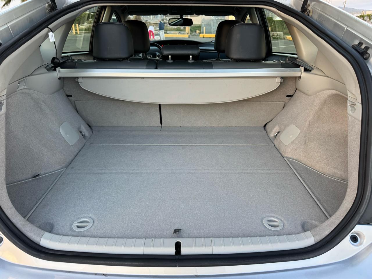 Toyota Prius Prius V 2012