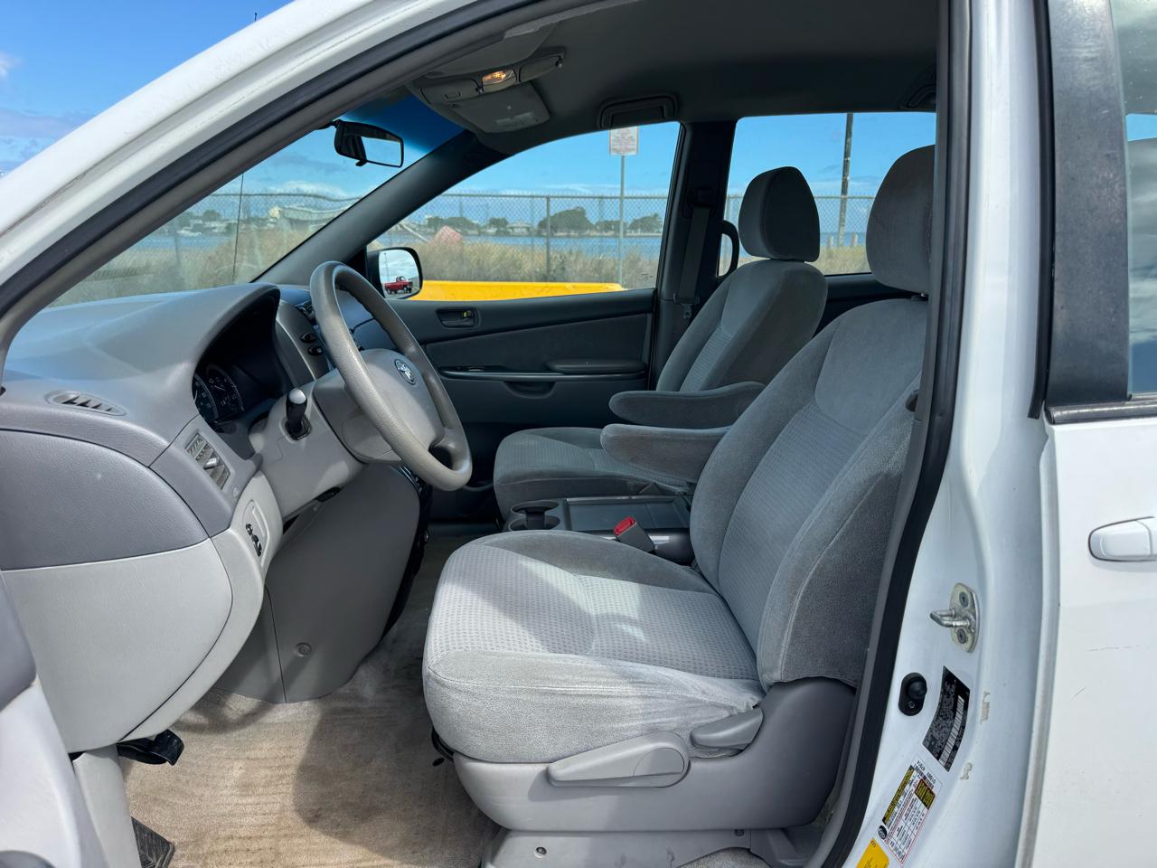 Toyota Sienna CE FWD 7 Passenger 2010